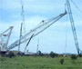 Le montage d une grue de chantier ne se passe pas comme prevu. Attention au bruit !!!