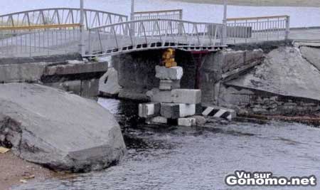 pont solide route dumb