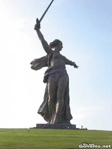 Une statue monumentale