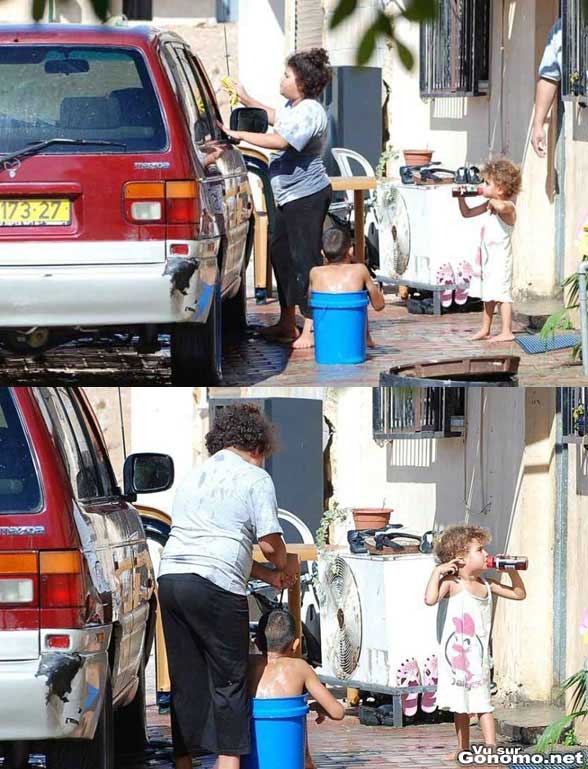Elle lave son fils avec l eau de la voiture :o