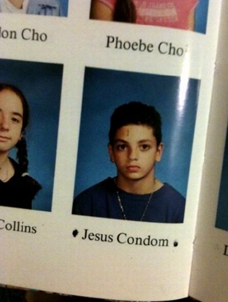 Jesus Condom : un nom qui ne doit pas etre facile a porter tous les jours ! :p
