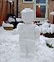 Un bonhomme de neige en forme de bonhomme Lego