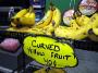 Des fruits jaunes courbes ou plus communement appelees bananes ! mdr