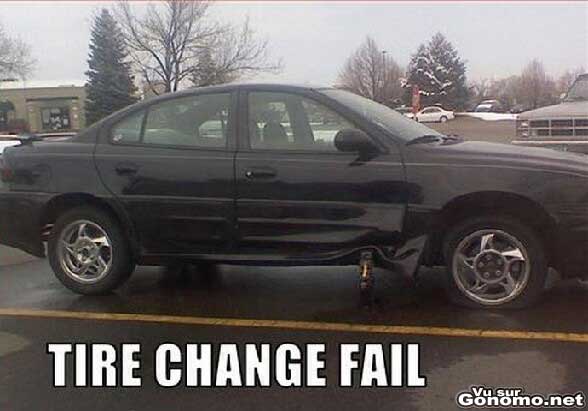 Fail ! Changer une roue de voiture n est pas toujours tres facile et sans surprise ...