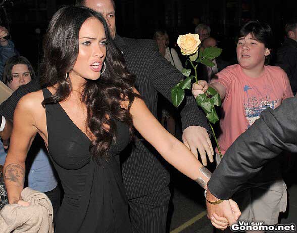 Il se prend un vent par la sexy Megan Fox