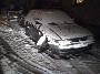 Une voiture qui fait la gueule apres un petit derapage dans la neige