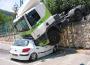 Une peugeot 307 ecrasee par un camion !