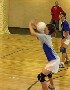 Un joueur de volley se prend le ballon dans la tete !