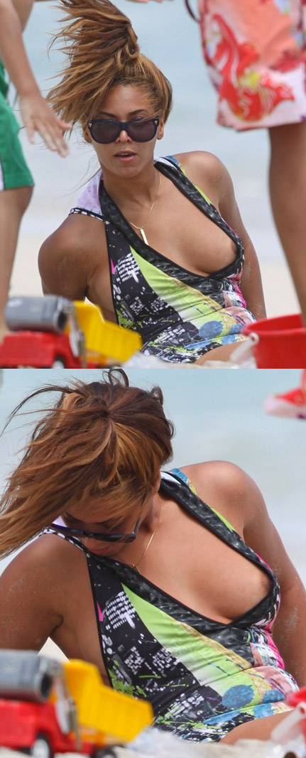 Beyonce nipple slip : la chanteuse Beyonce un teton a l air en vacances sur une plage d Hawai