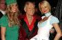 Hugh Hefner avec Nicky et Paris Hilton pour Halloween