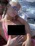 Paris Hilton nue : la riche heritiere Paris Hilton topless sur un bateau