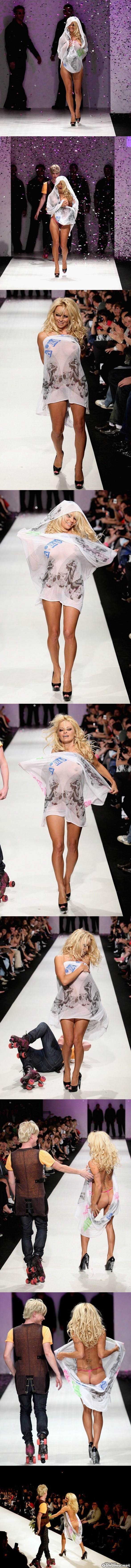 Pamela Anderson a moitie a poil en Nouvelle Zelande pour la Fashion week