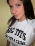 Big tits are not a crime ! Sympa ce tee shirt, et j adhere tout a fait au message ;)