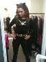 Tori black, l actrice X pour une fois habillee avec un costume de Catwoman qui lui va a merveille
