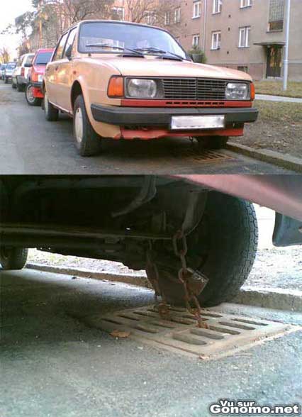 D habitude on attache son velo, lui il cadenasse sa voiture ...