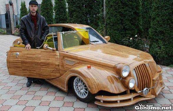 Apres la voiture en carton, la voiture en bois :p